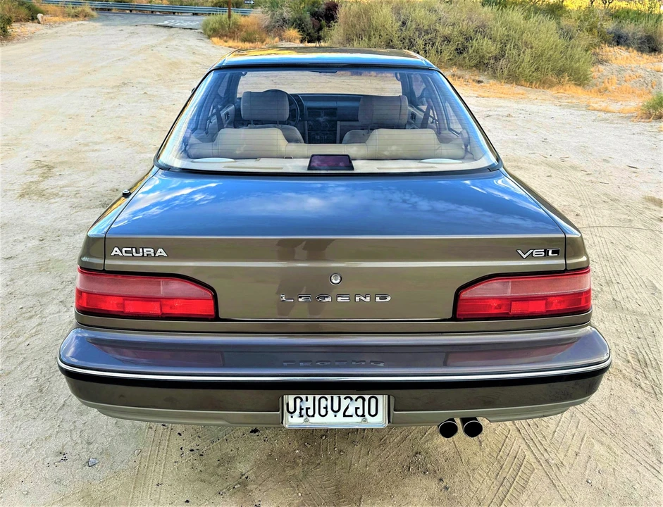 1990 Acura Legend 1st Gen - Image 21 of 31