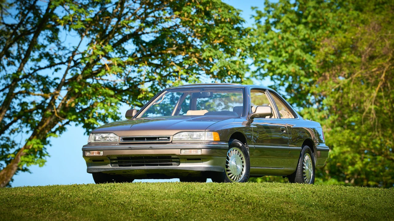 1990 Acura - Image 3 of 31