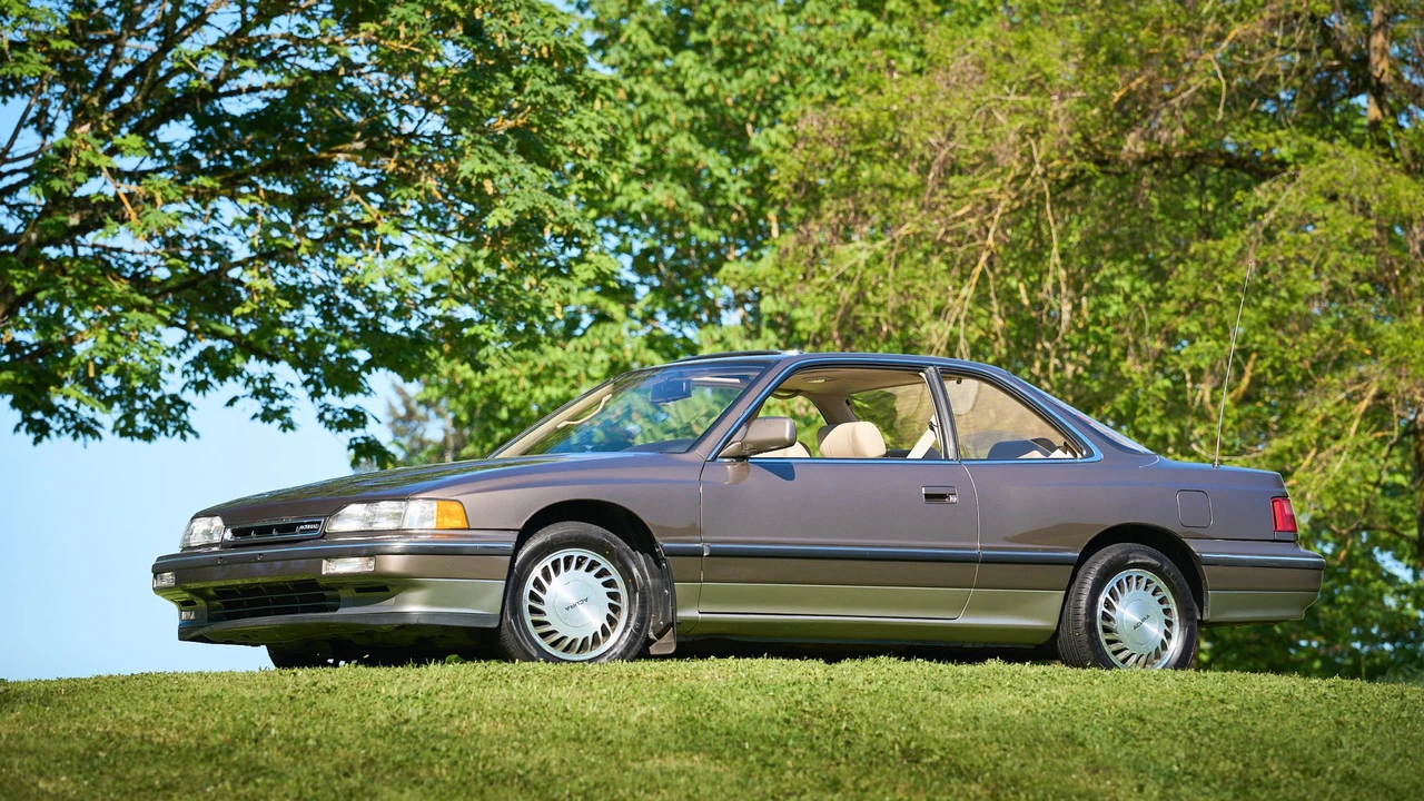 1990 Acura - Image 4 of 31