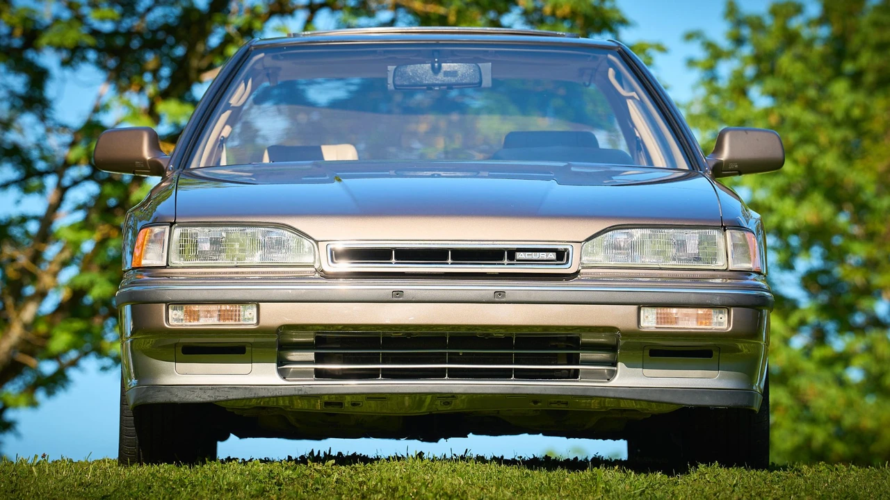 1990 Acura - Image 13 of 31