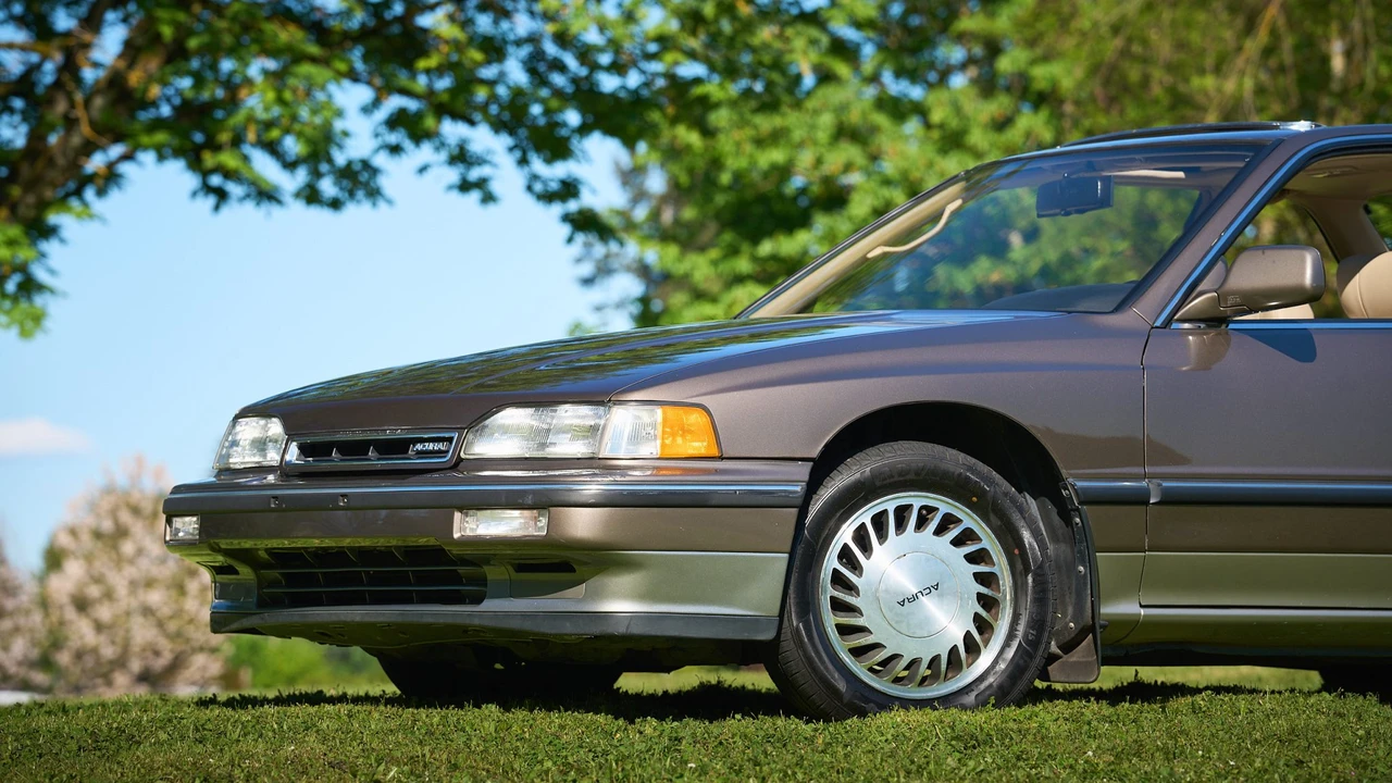 1990 Acura - Image 27 of 31