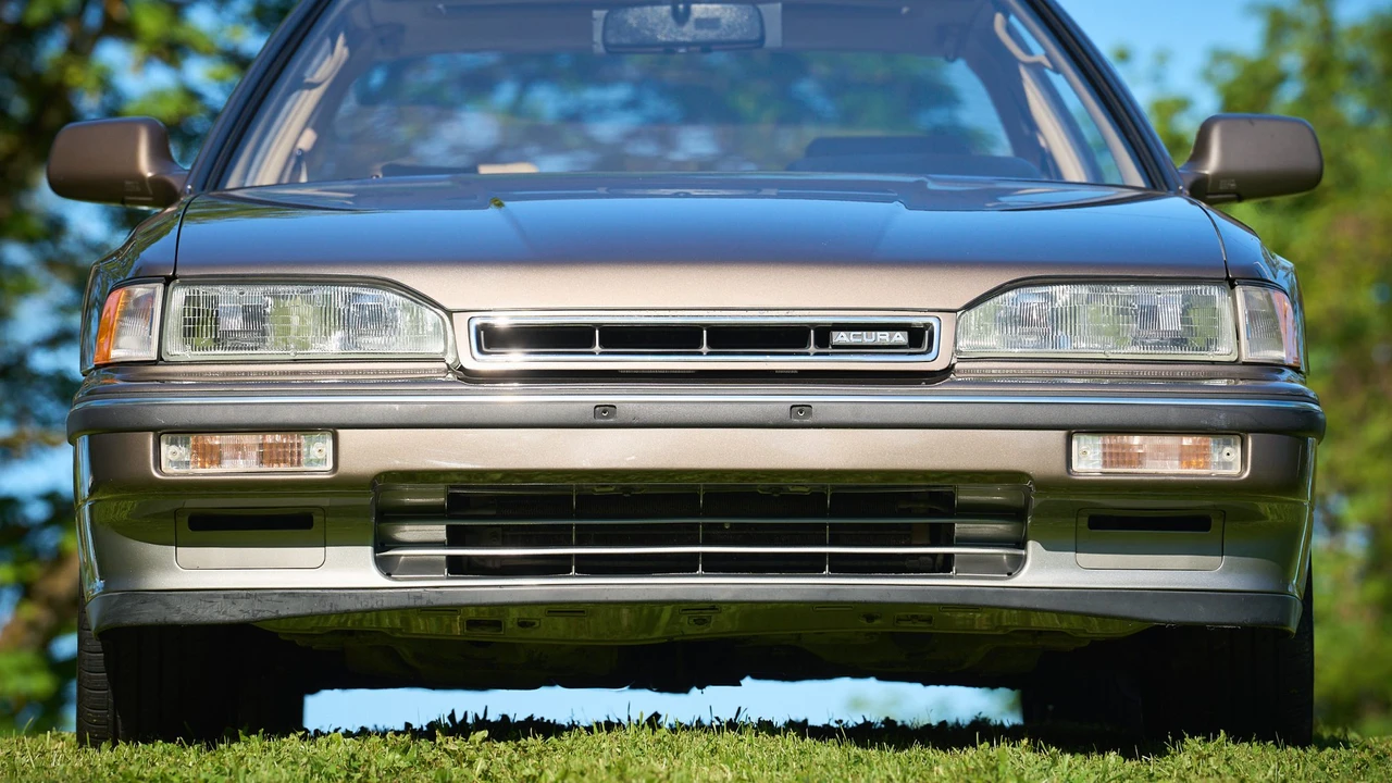 1990 Acura - Image 24 of 31