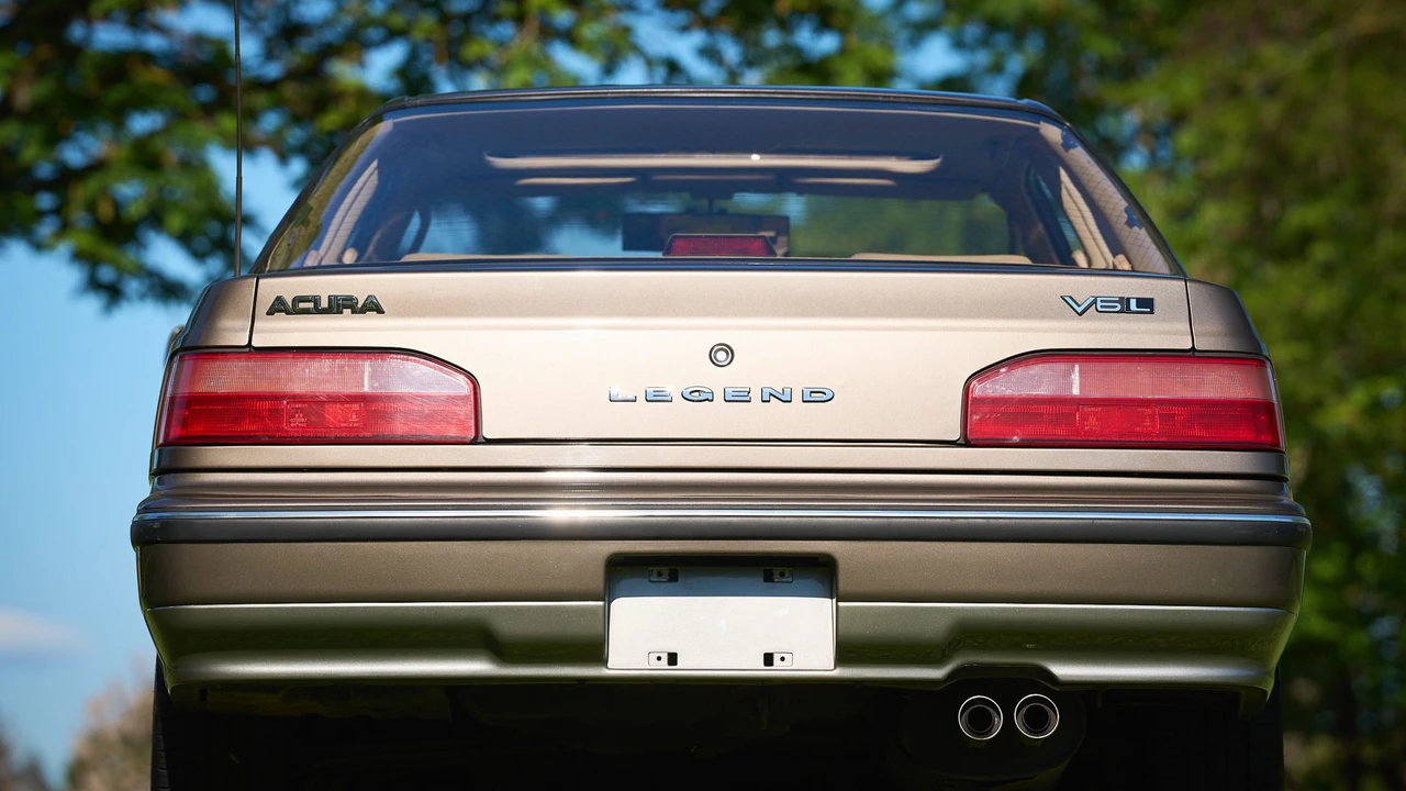 1990 Acura - Image 19 of 31