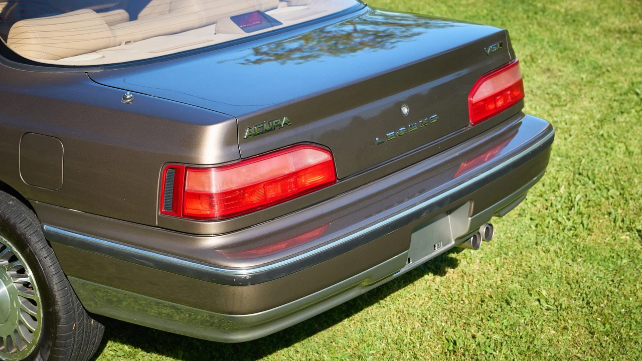1990 Acura - Image 29 of 31