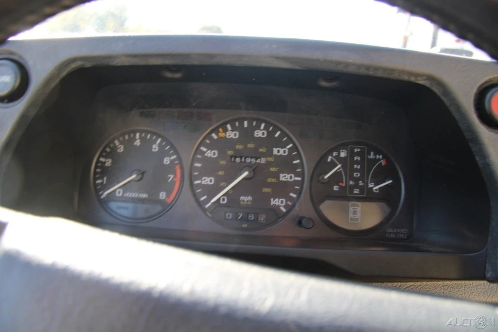 1990 Acura Legend 1st Gen - Image 14 of 21