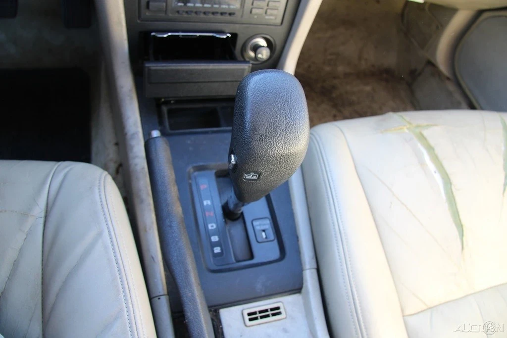 1990 Acura Legend 1st Gen - Image 17 of 21