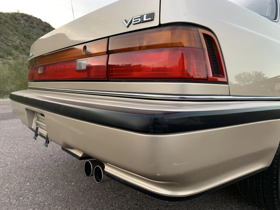 1990 Acura Legend 1st Gen - Image 30 of 31