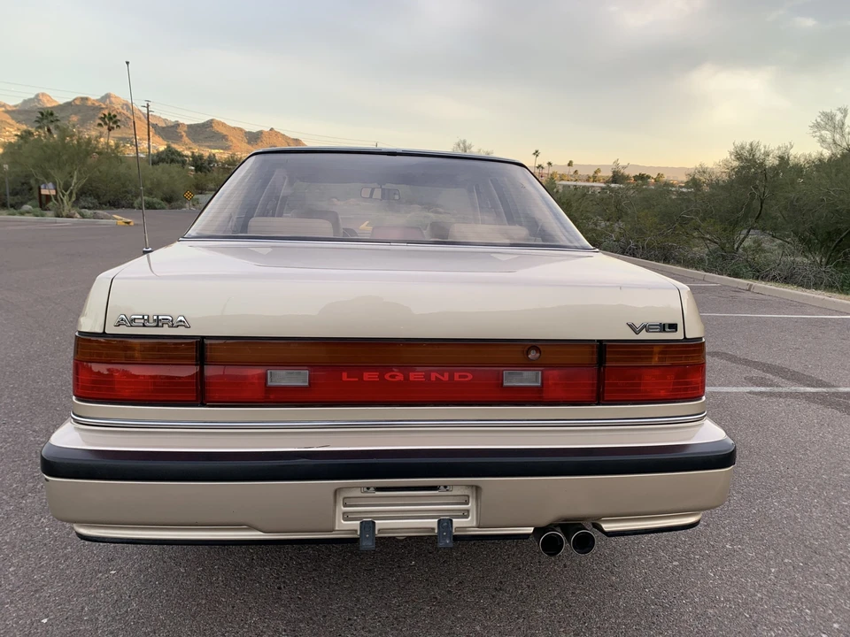 1990 Acura Legend 1st Gen - Image 15 of 31