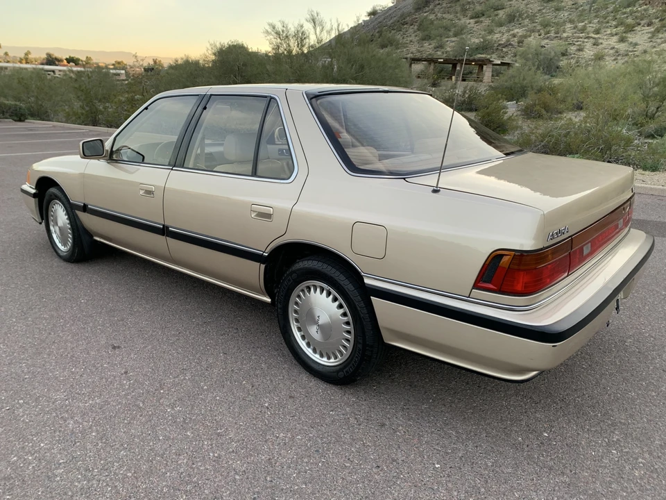 1990 Acura Legend 1st Gen - Image 12 of 31