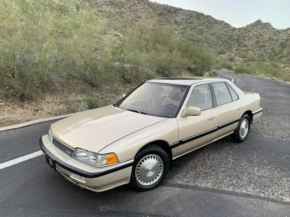 1990 Acura Legend 1st Gen - Image 8 of 31