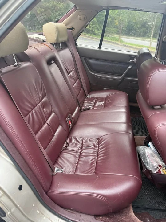 1990 Acura Legend 1st Gen - Image 5 of 9