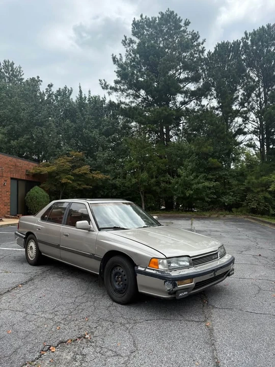 1990 Acura Legend 1st Gen - Image 3 of 9