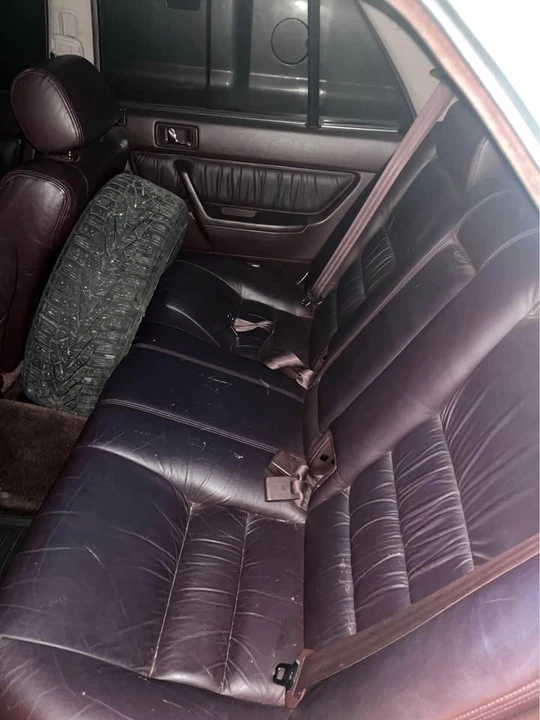 1990 Acura Legend 1st Gen - Image 6 of 7