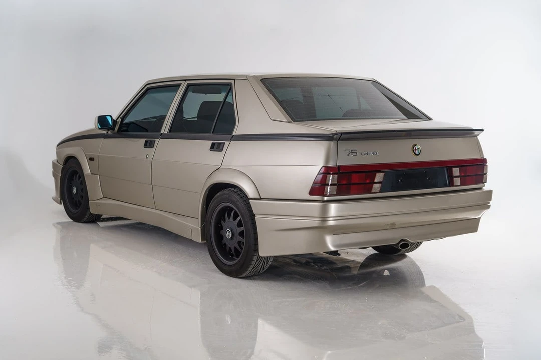 1990 Alfa Romeo 75/Milano - Image 5 of 30