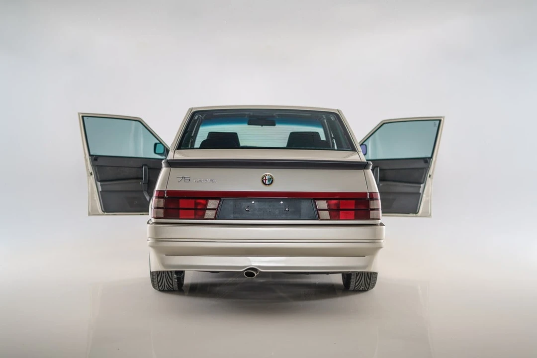 1990 Alfa Romeo 75/Milano - Image 6 of 30
