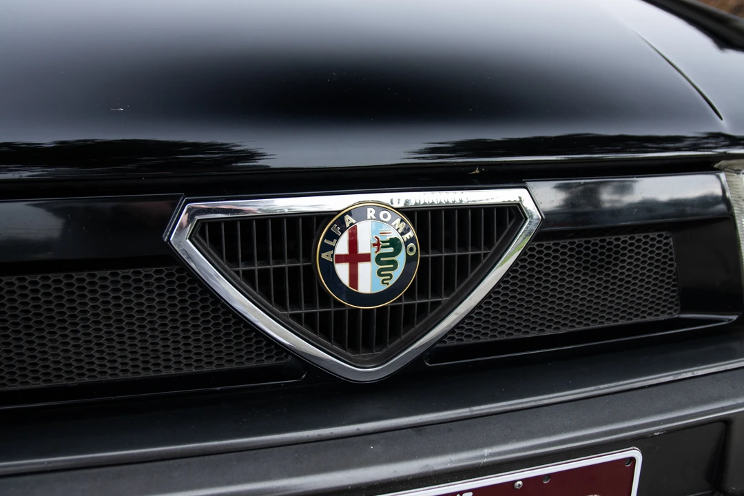 1990 Alfa Romeo 75/Milano - Image 16 of 31