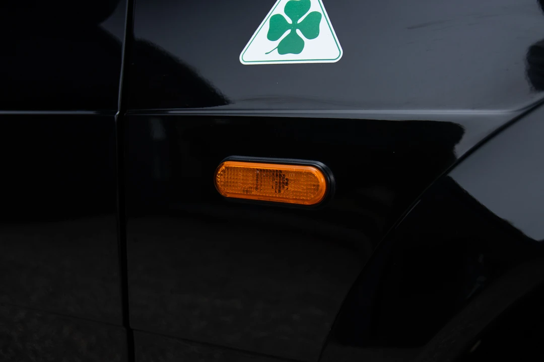 1990 Alfa Romeo 75/Milano - Image 27 of 31