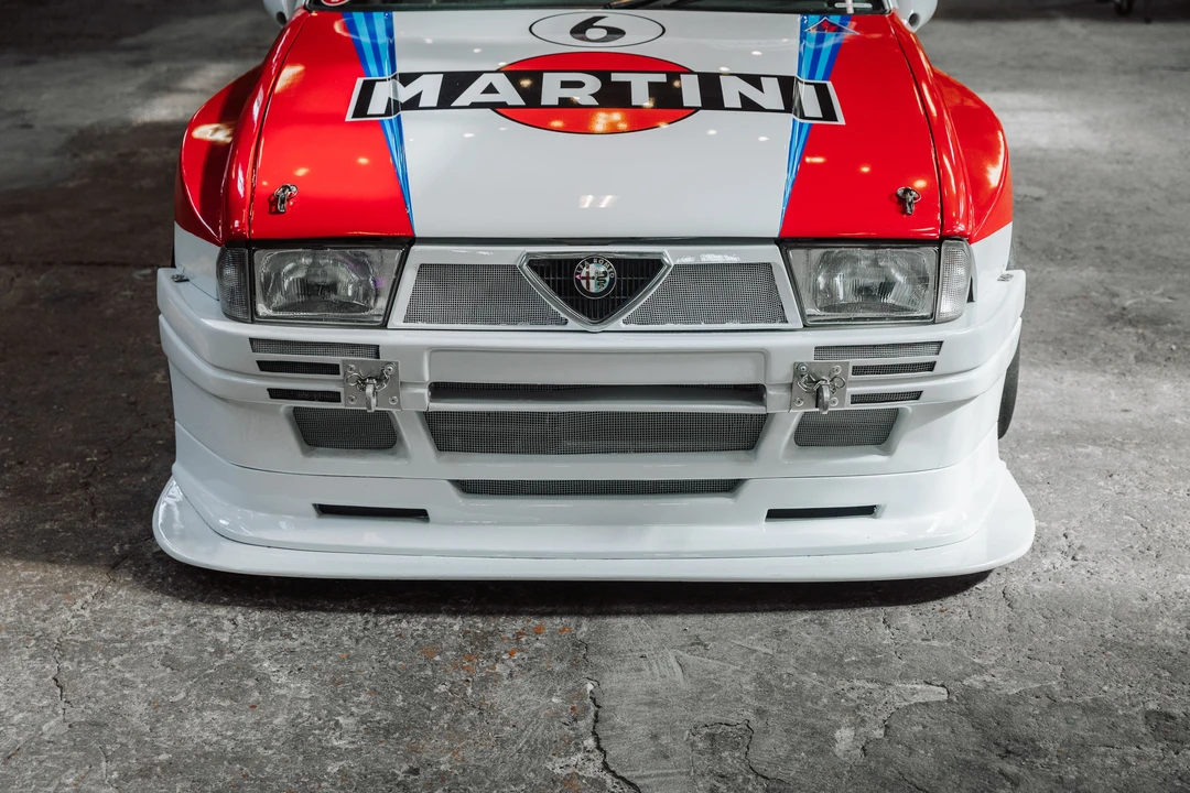 1990 Alfa Romeo 75/Milano - Image 10 of 31