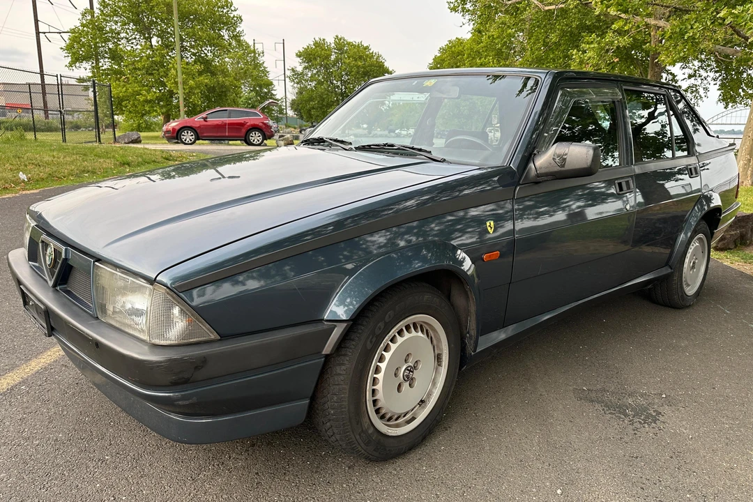 1990 Alfa Romeo 75/Milano - Image 3 of 31