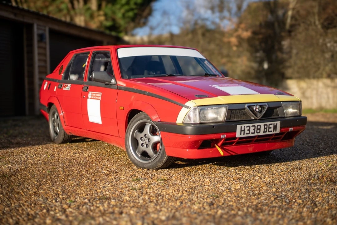 1990 Alfa Romeo 75/Milano - Image 2 of 30