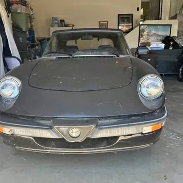 1990 Alfa Romeo Spider Quadrifoglio