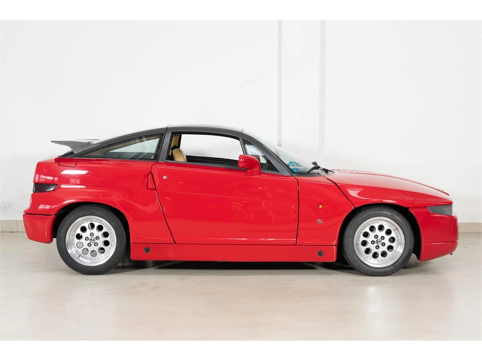 1990 Alfa Romeo SZ - Image 4 of 31