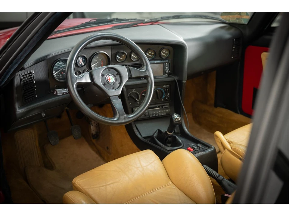 1990 Alfa Romeo SZ - Image 9 of 31