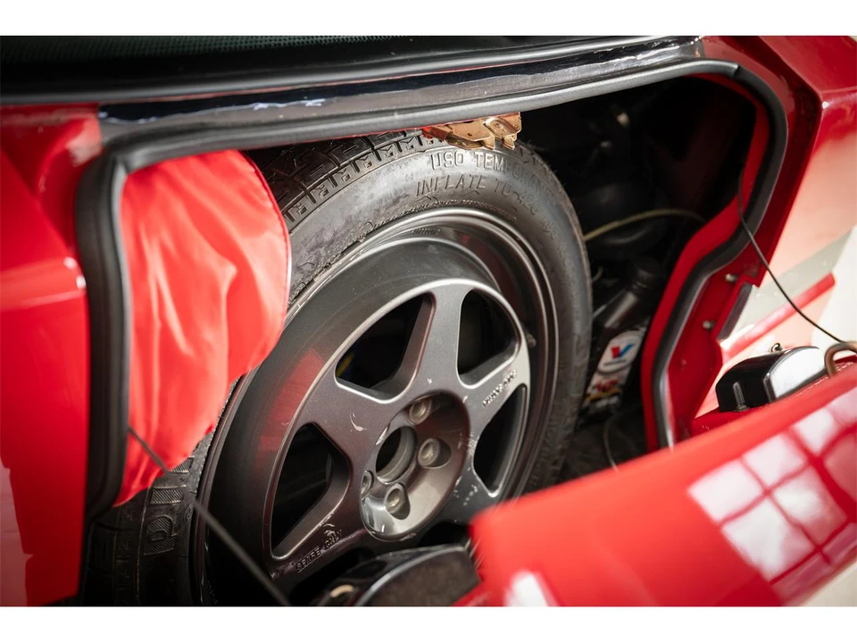 1990 Alfa Romeo SZ - Image 26 of 31