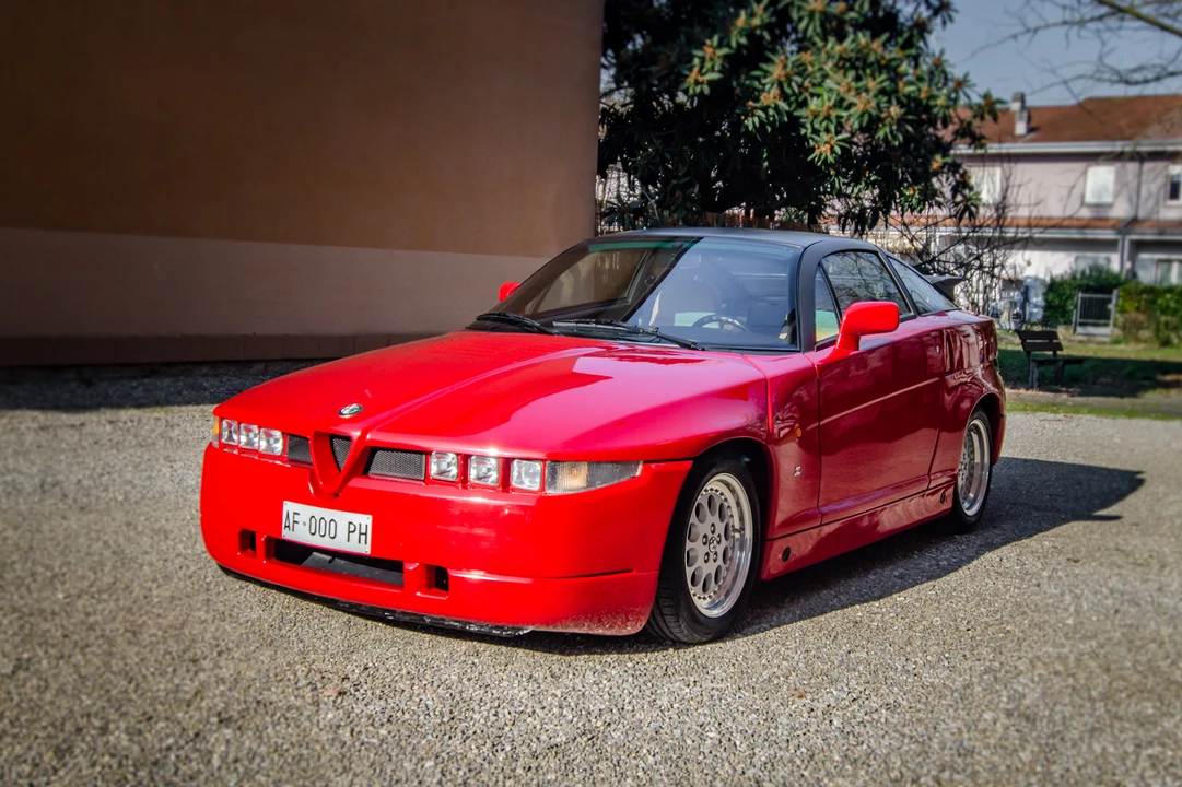 1996 Alfa Romeo SZ - Image 2 of 31