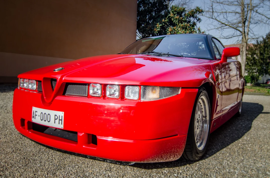 1996 Alfa Romeo SZ - Image 3 of 31