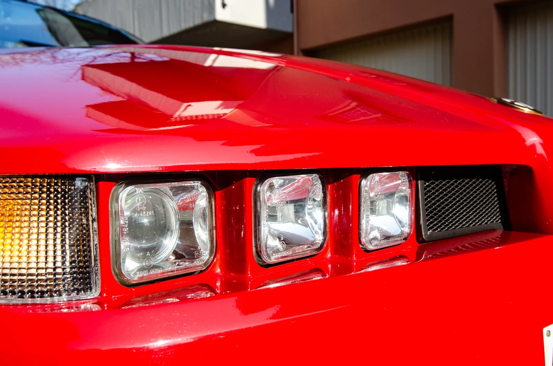 1996 Alfa Romeo SZ - Image 17 of 31