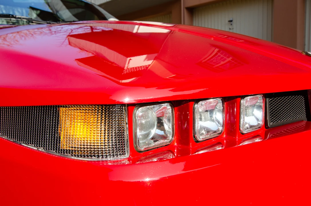 1996 Alfa Romeo SZ - Image 19 of 31