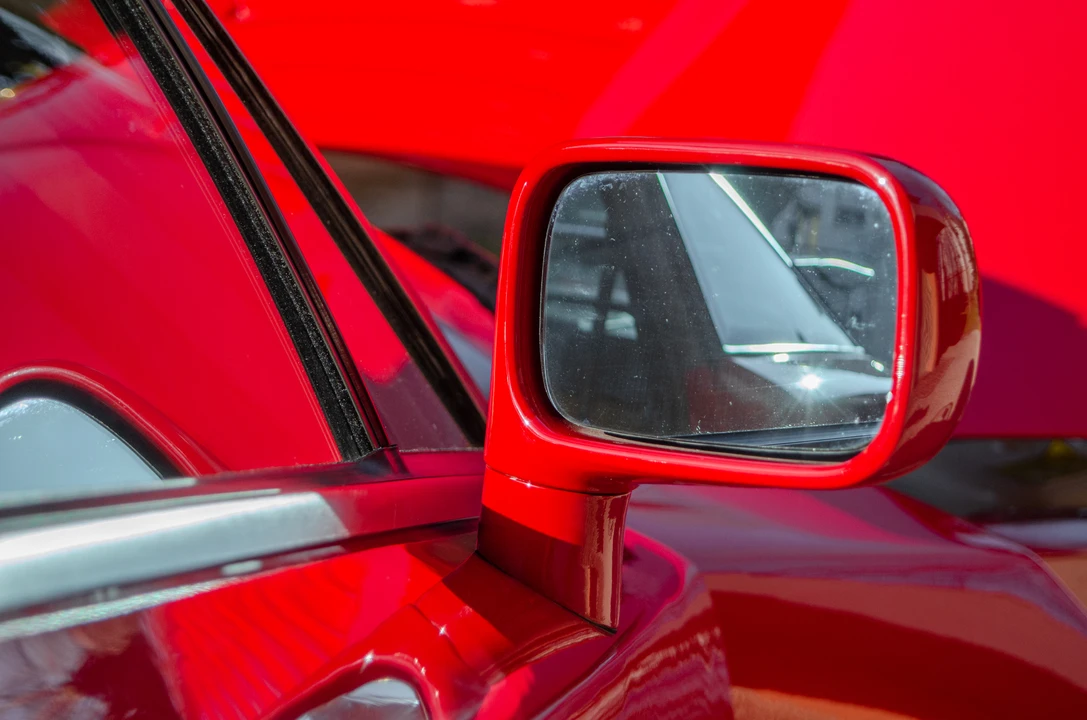 1996 Alfa Romeo SZ - Image 21 of 31