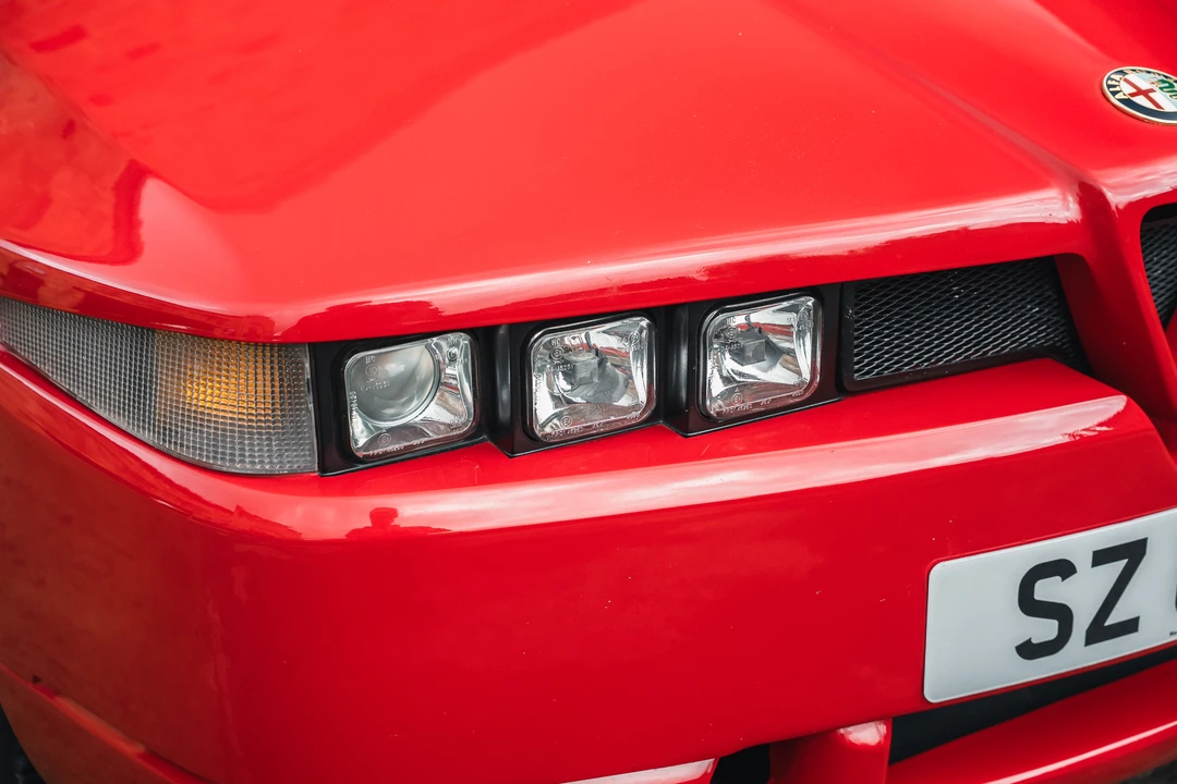 1990 Alfa Romeo SZ - Image 19 of 31