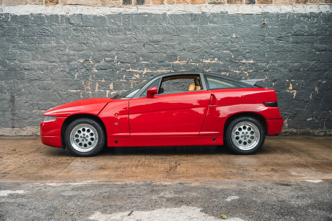 1990 Alfa Romeo SZ - Image 4 of 31