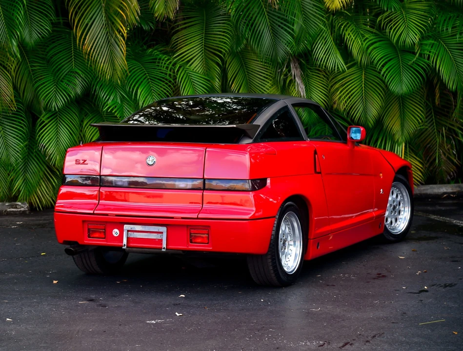 1990 Alfa Romeo SZ - Image 9 of 31