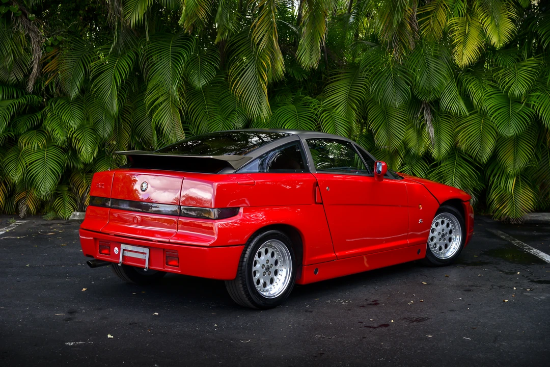 1990 Alfa Romeo SZ - Image 11 of 31