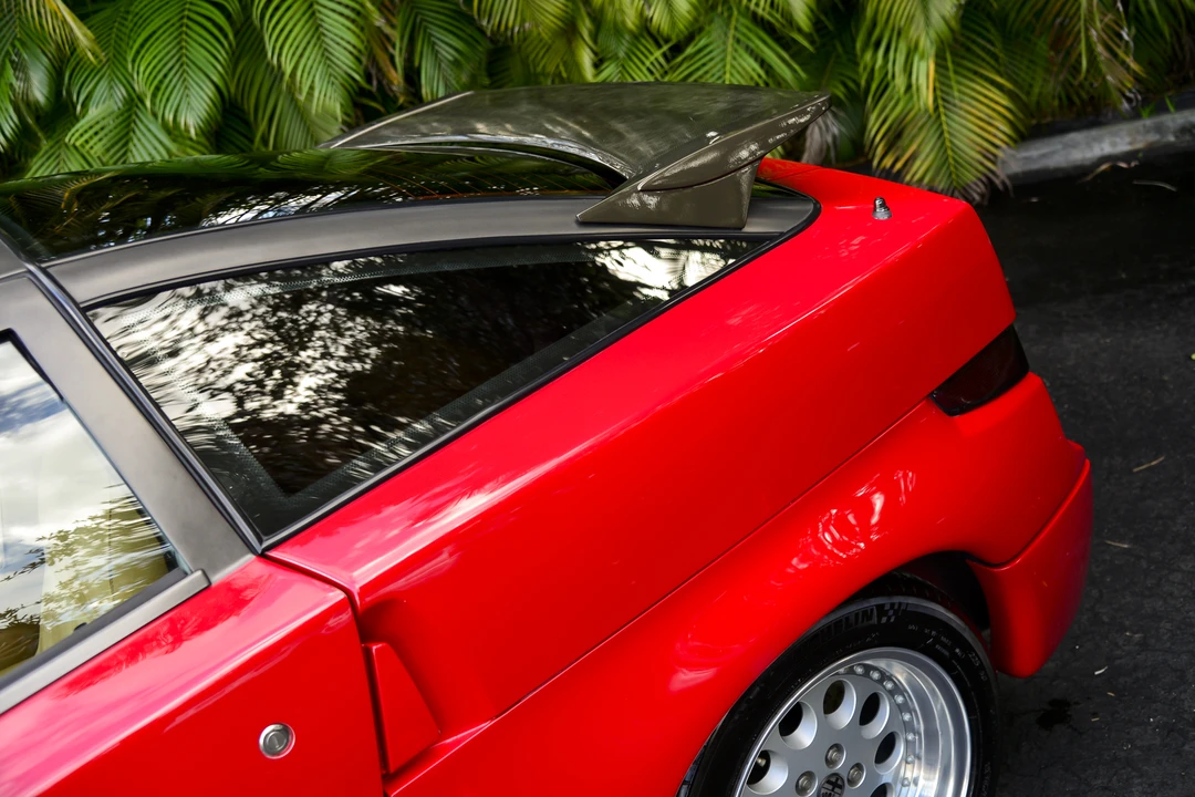 1990 Alfa Romeo SZ - Image 23 of 31