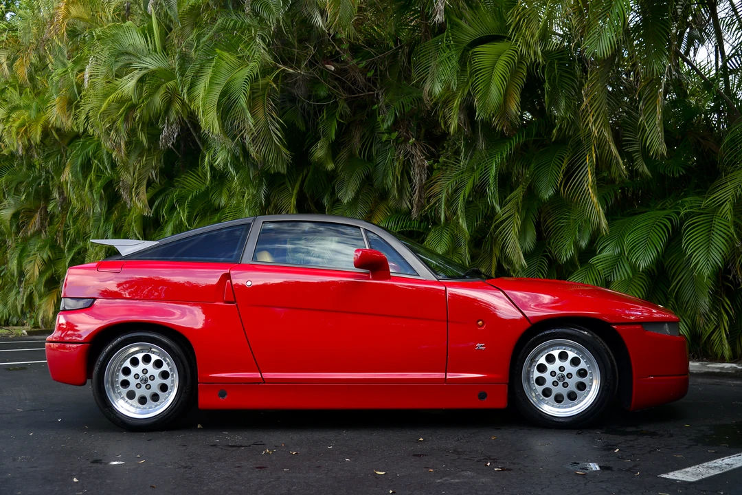 1990 Alfa Romeo SZ - Image 14 of 31