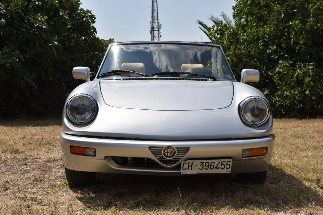 1990 Alfa Romeo Series 4 - Image 2 of 30