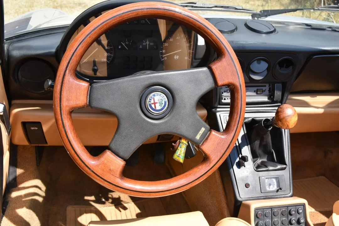 1990 Alfa Romeo Series 4 - Image 26 of 30