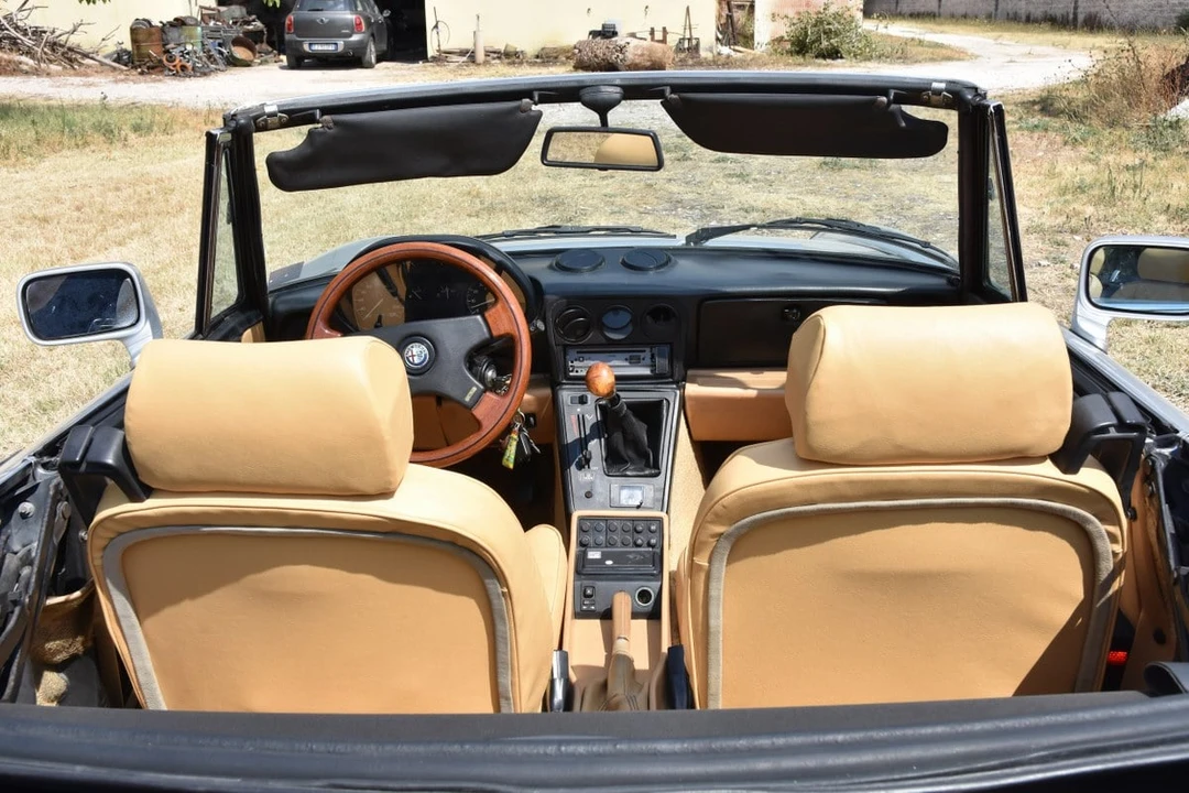 1990 Alfa Romeo Series 4 - Image 25 of 30