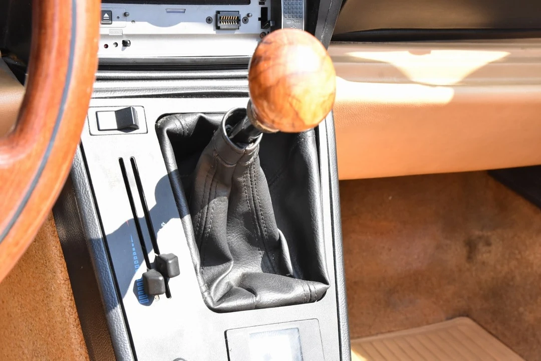 1990 Alfa Romeo Series 4 - Image 29 of 30