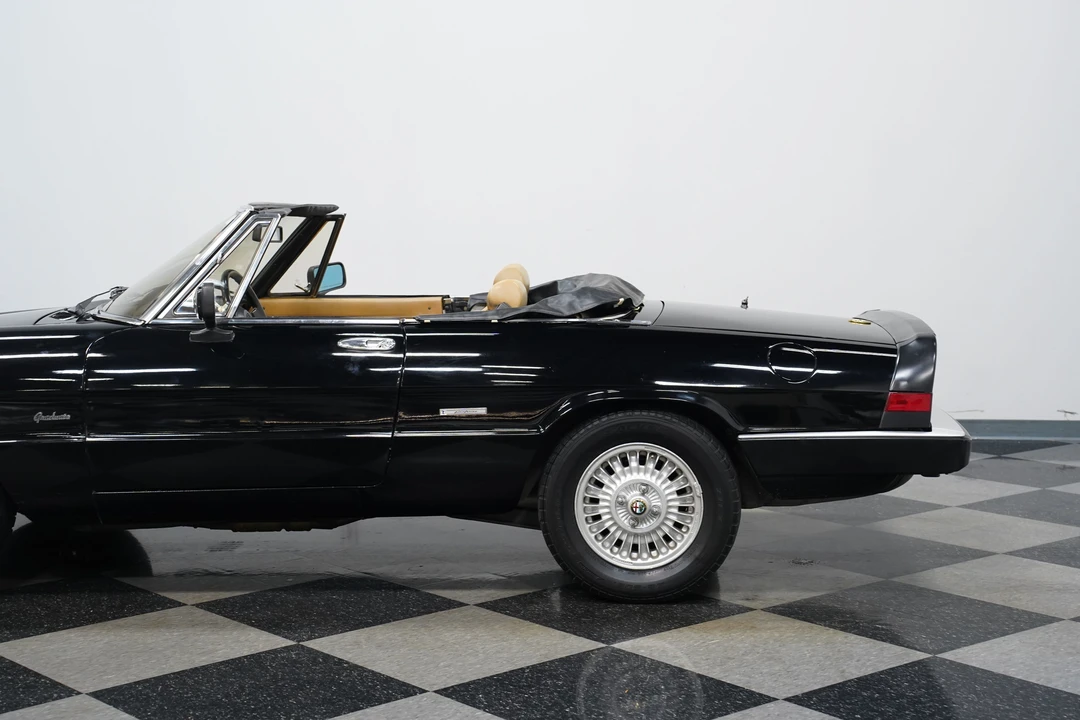 1990 Alfa Romeo Series 4 - Image 24 of 31