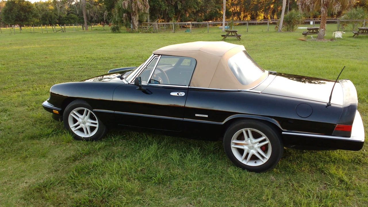 1990 Alfa Romeo Series 4 - Image 24 of 31