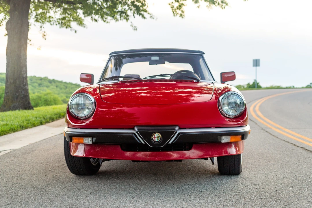 1990 Alfa Romeo Series 4 - Image 2 of 31