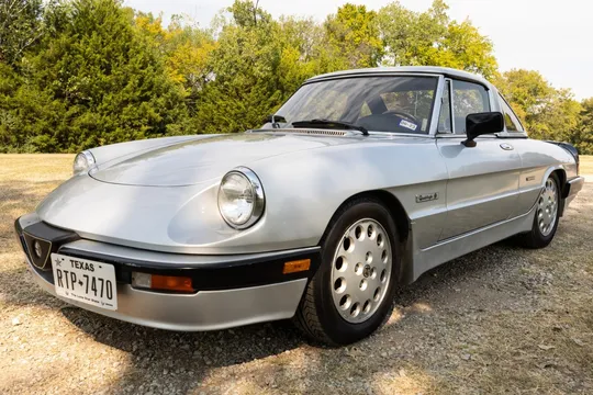 1990 Alfa Romeo Spider Quadrifoglio
