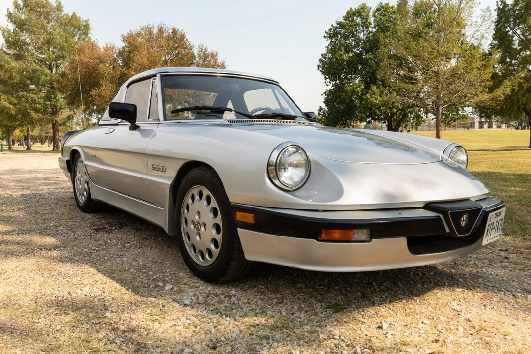 1990 Alfa Romeo Series 4 - Image 2 of 31