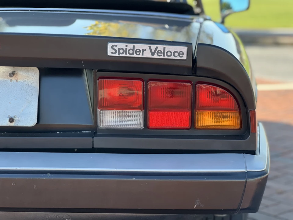 1990 Alfa Romeo Series 4 - Image 28 of 31