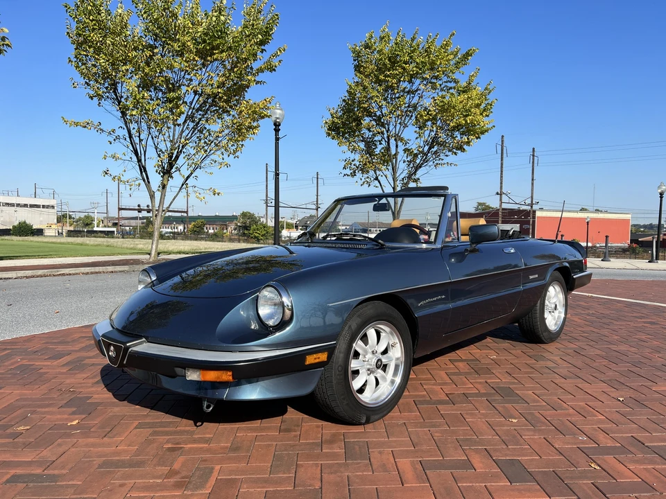 1990 Alfa Romeo Series 4 - Image 2 of 31